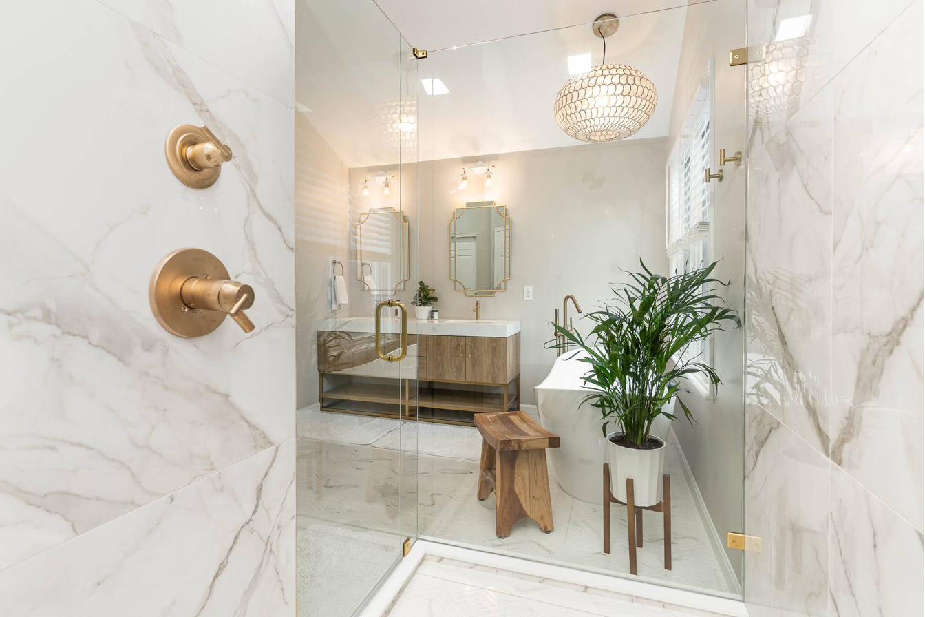 O'Bannon, marble master bath, brass fixtures, view 4 of 7